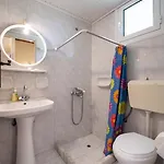 Artemis Hotel